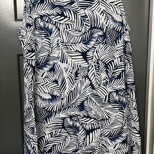 Anne Klein Blue and White Patterned Dress size 14. Linen blend.